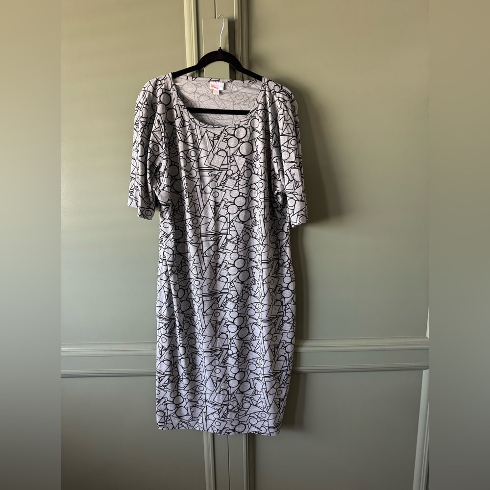 LuLaRoe Gray with Black Design Tee Shirt Dress